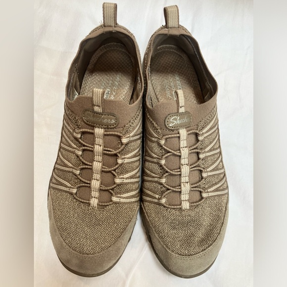 Skechers Breathe-Easy Walking Shoe, 7.5 - Picture 3 of 8